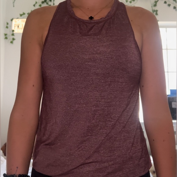 Lululemon, activewear, build in bra - Picture 2 of 4